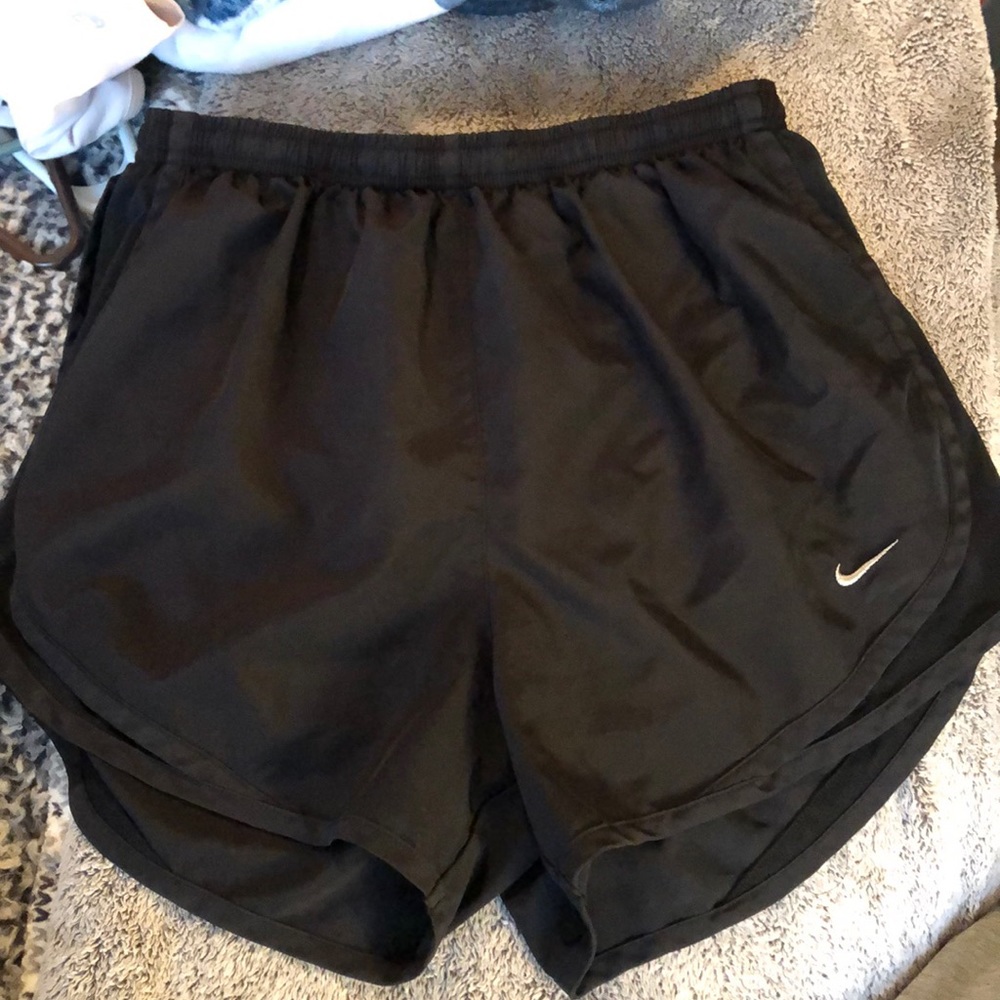 Nike running short